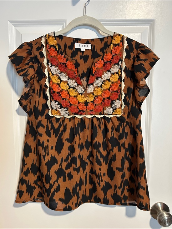 THML Tops - THML Leopard Print Embroidered V-Neck Flutter Sleeve Top Women's Medium